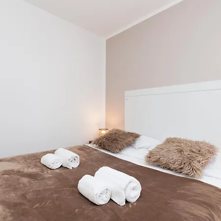 Apartman Sea Steps Yourhosthelper *
