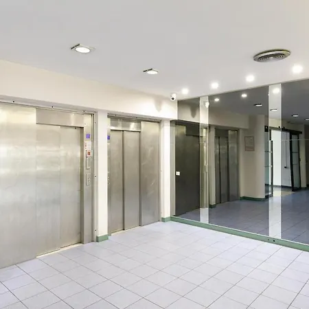 Sea Steps Yourhosthelper Cannes