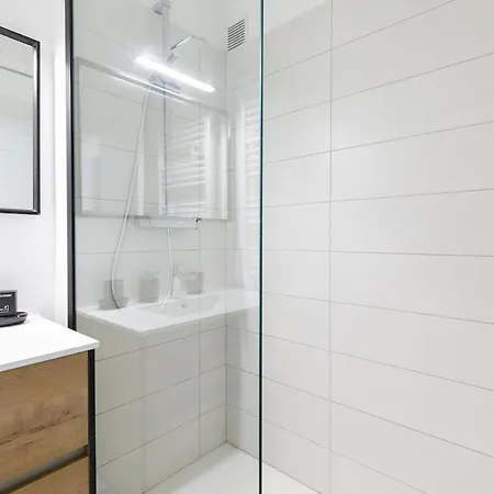 Sea Steps Yourhosthelper Διαμέρισμα *