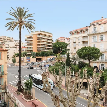 Sea Steps Yourhosthelper * Cannes